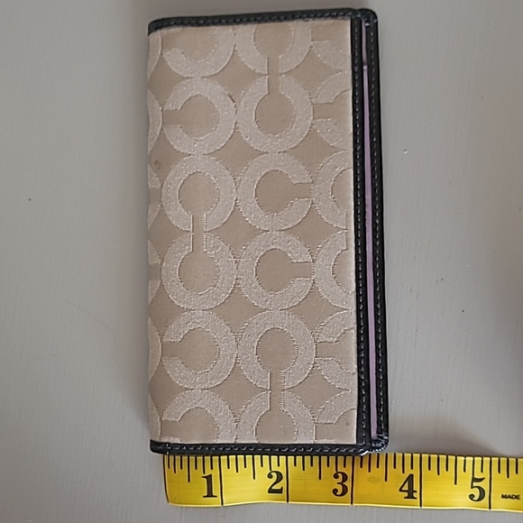 Coach Brown Checkbook - Picture 4 of 10